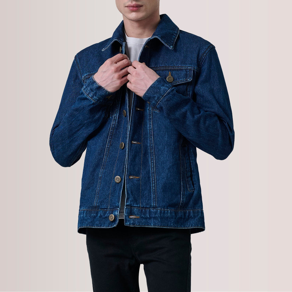 
Conard Dark Azul Denim Trucker Jaqueta de Couro para Homem For Men in Dark Blue Full-Grain Leather - Vista frontal e silhueta ajustada | Comprar online