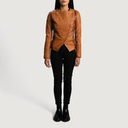 Close-Up Detail of Classic Collar &amp; Button Hardware on Women's County Castanho Claro Overlap Blusão de Couro para Mulher