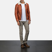 Men's Dan Frost Castanho Claro Casaco com Carneira para Homem - Lateral Side Profile View Showing Sleeve Cut &amp; Athletic Taper Fit