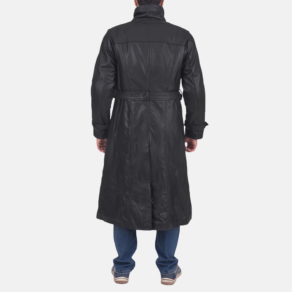 
Vista detalhada of Classic Collar & Button & Waist belt Hardware on Daniel Preto Trench Casaco em Couro em Couro em Couro para Homem