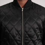 
Vista interior Showing Polyester Lining & Dois bolsos interiores funcionais
