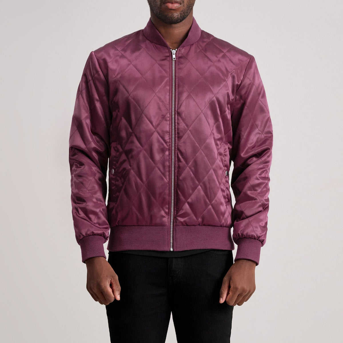 Danson Acolchoado Bordô Varsity Blusão de Couro para Homem in Maroon Satin - Front Profile View &amp; Tailored Silhouette | Buy Online