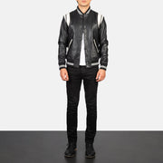 Men's Dantee Preto Leather Varsity Blusão de Couro para Homem - Lateral Side Profile View Showing Sleeve Cut &amp; Athletic Taper Fit