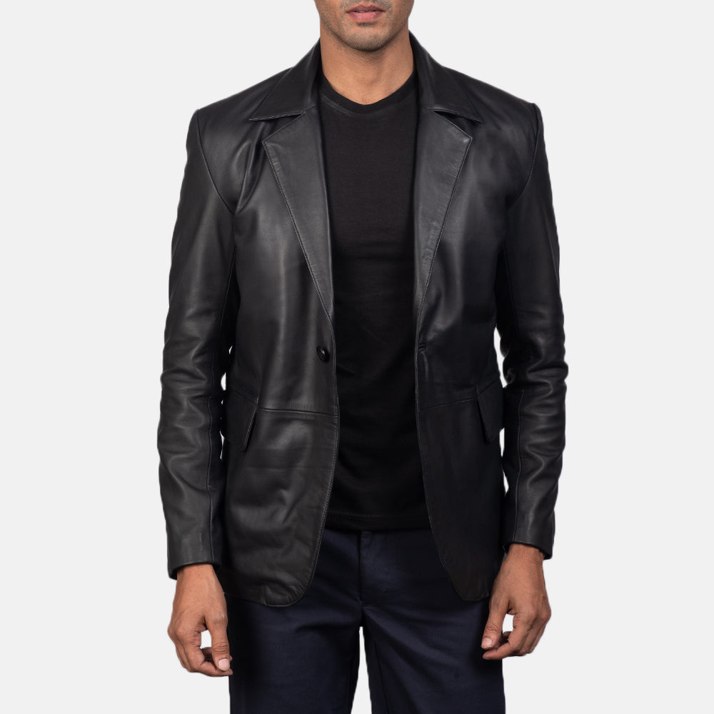 Close-Up Detail of Notch &amp; Button Hardware on Men's Daron Preto Blazer de Couro de Couro para Homem