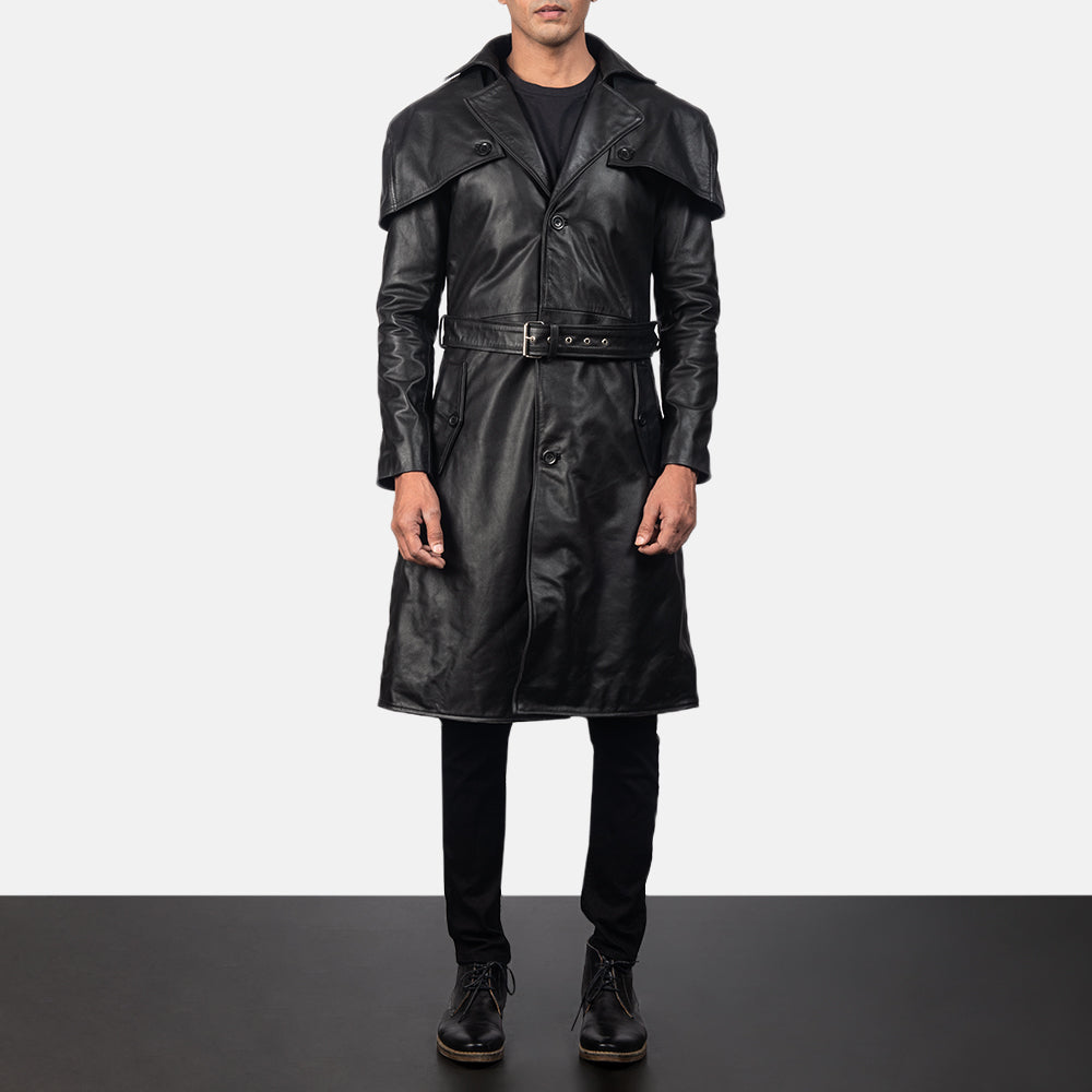 
Black Cowhide Leather Trench Coat - Vista traseira com ombros definidos e bainha impecável