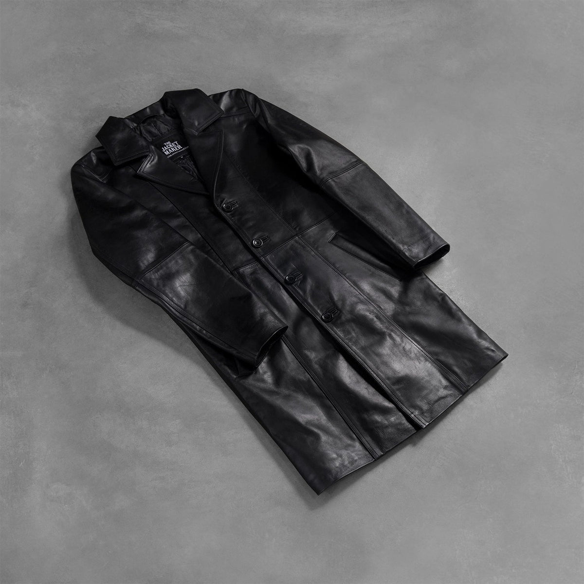 Open hem &amp; Hem Craftsmanship Construction Detail on Men's Don Long Preto Casaco de Couro para Homem