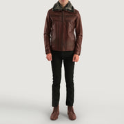Close-Up Detail of Shirt &amp; Zipper Hardware on Men's Evan Hart Fur Castanho Blusão de Couro para Homem