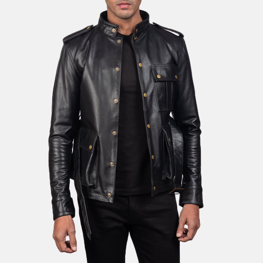 Germain Preto Blusão de Couro para Homem - Lateral Side Profile View Showing Sleeve Cut &amp; Athletic Taper Fit