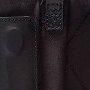 Styled Fit Perspective of Glasses Case Maplewood para Mulher on Model - Natural Daylight Drape