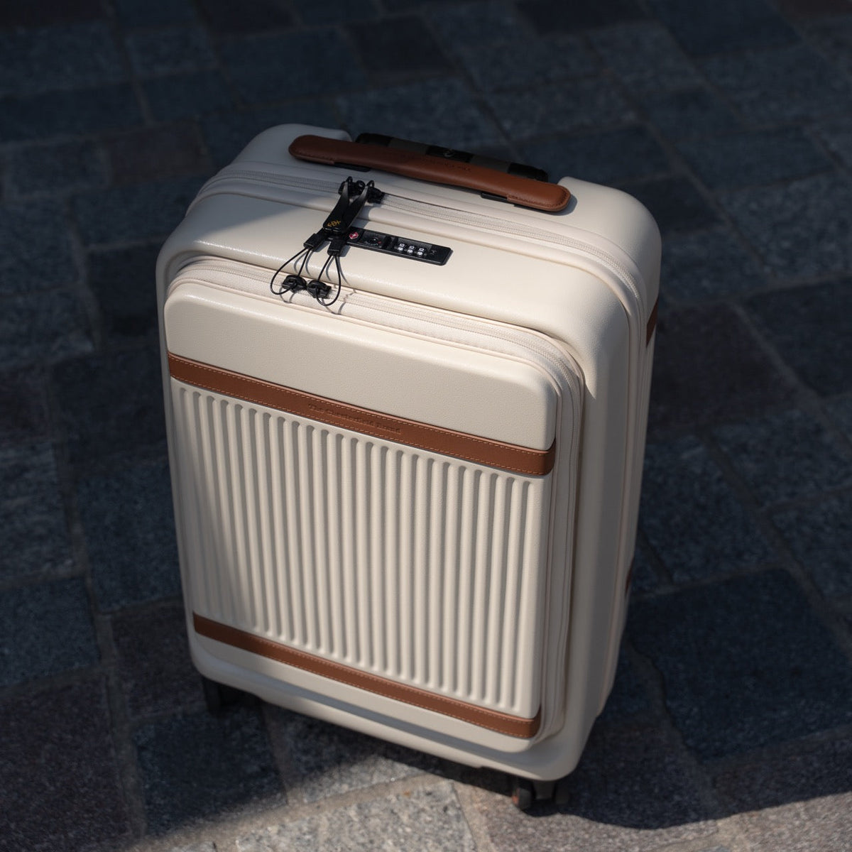 
Sandy Beach Hand Luggage Suitcase Front Pocket Zuna para Mulher para Mulher, detail view 1
