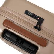 
Tailored Rib Cuffs & Hem Craftsmanship Construction Detail on Hand Luggage Suitcase Zuna para Mulher para Mulher