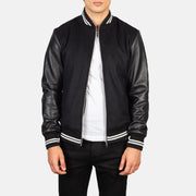 Harrison Preto Hybrid Varsity Blusão de Couro para Homem in Black Sheepskin Leather - Front Profile View &amp; Tailored Silhouette | Buy Online