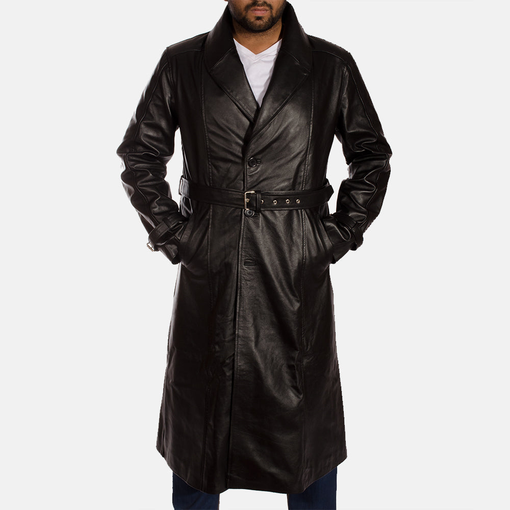 
Black Cowhide Leather Trench Coat - Vista traseira com ombros definidos e bainha impecável