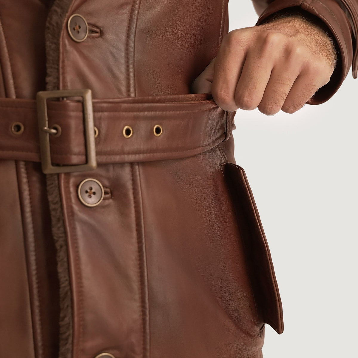
Vista interior Showing Fully faux fur lined & Dois bolsos interiores funcionais