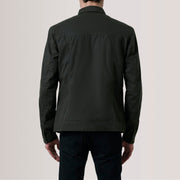 Close-Up Detail of Classic Collar &amp; Button Hardware on Irwin Olive Waxed Canvas Field Blusão de Couro para Homem For Men