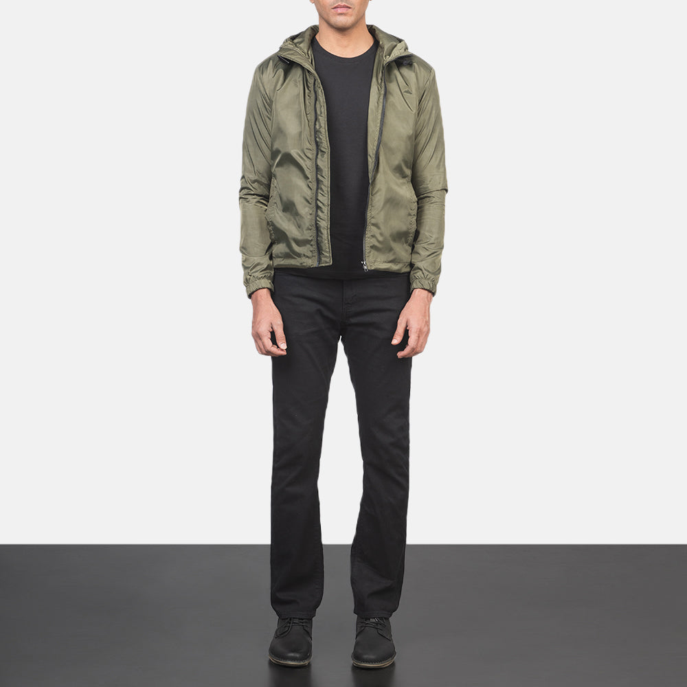 
Jimmy Verde Hooded Windbreaker Jaqueta de Couro para Homem - Vista lateral mostrando o corte ergonómico de mangas