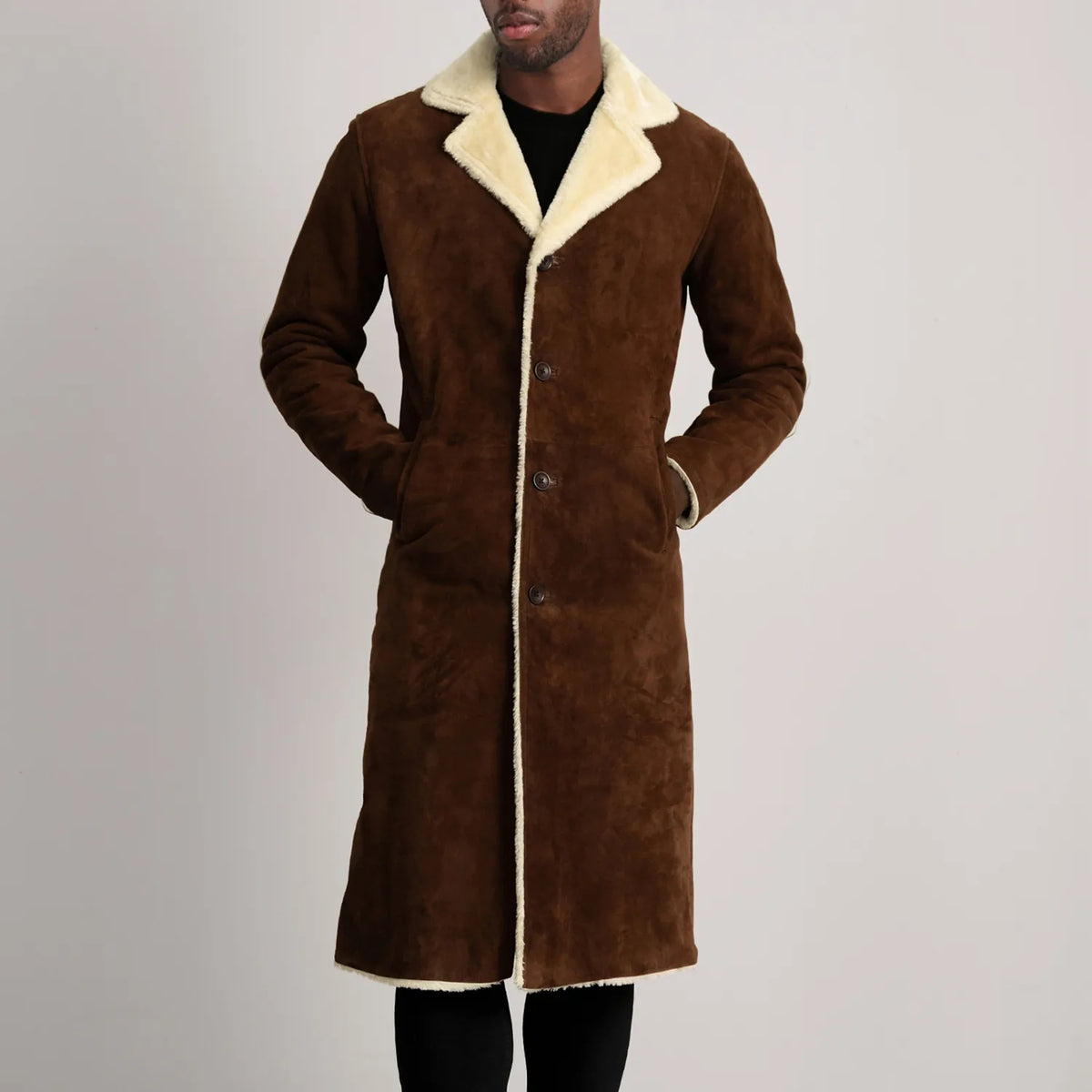 
Vista detalhada of Notch & Button Hardware on Kolby Brown Suede Shearling Long Coat