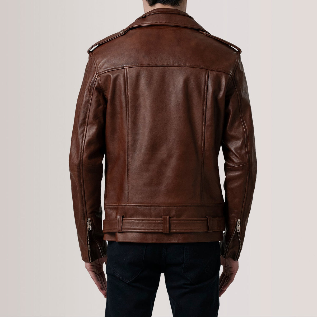 
Vista detalhada of Notch & Zipper & Waist Straps Hardware on Kole Waxed Castanho Leather Double Rider Jaqueta de Couro para Homem