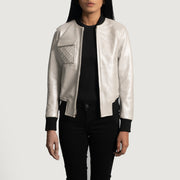 Women's Lana Silver Blusão Bomber de Couro para Mulher in Silver Sheepskin Leather - Front Profile View &amp; Tailored Silhouette | Buy Online