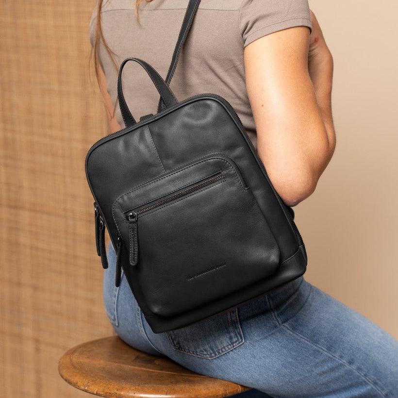 Floran Full-Grain Leather Backpack para Mulher