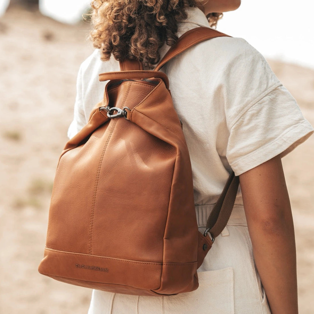 Manchester Full-Grain Leather Backpack para Mulher – alternate product view 2