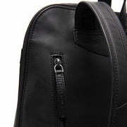 Tigris Full-Grain Leather Backpack para Mulher - Structured Side Profile Showing Gusset Depth &amp; Expansion Capacity