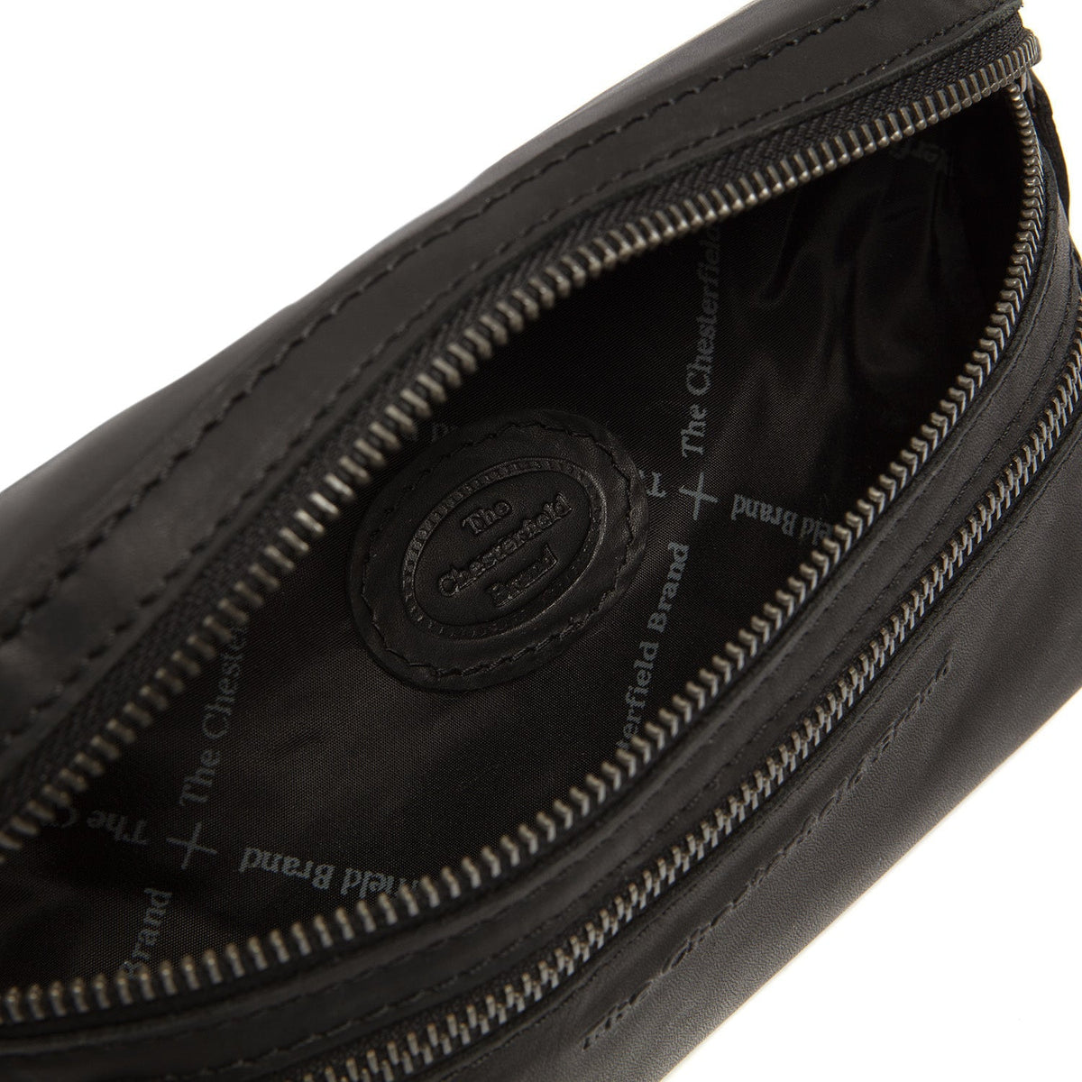 Toronto Full-Grain Leather Belt Bag para Mulher - Structured Side Profile Showing Gusset Depth &amp; Expansion Capacity