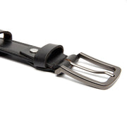 
Classic 100% Full-Grain leather Belt - Perspetiva traseira com alças de couro reforçadas