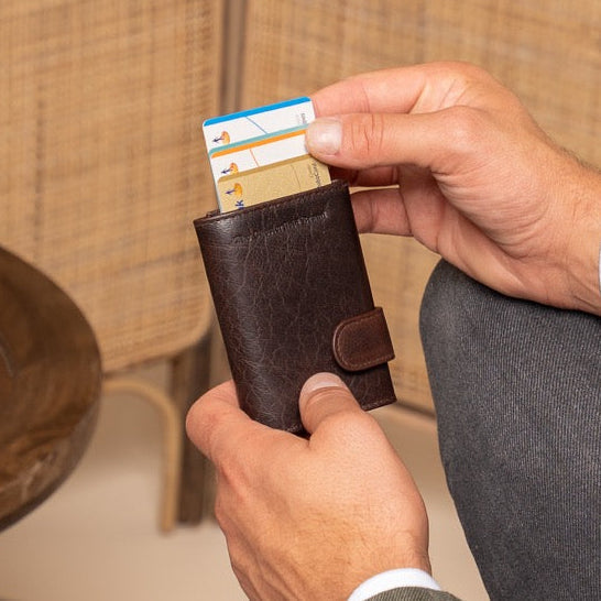 Mannheim Full-Grain Leather Card Holder para Mulher – alternate product view 2