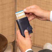 Mannheim Full-Grain Leather Card Holder para Mulher – alternate product view 2