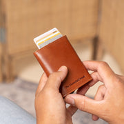 Paris Full-Grain Leather Card Holder para Mulher – alternate product view 2