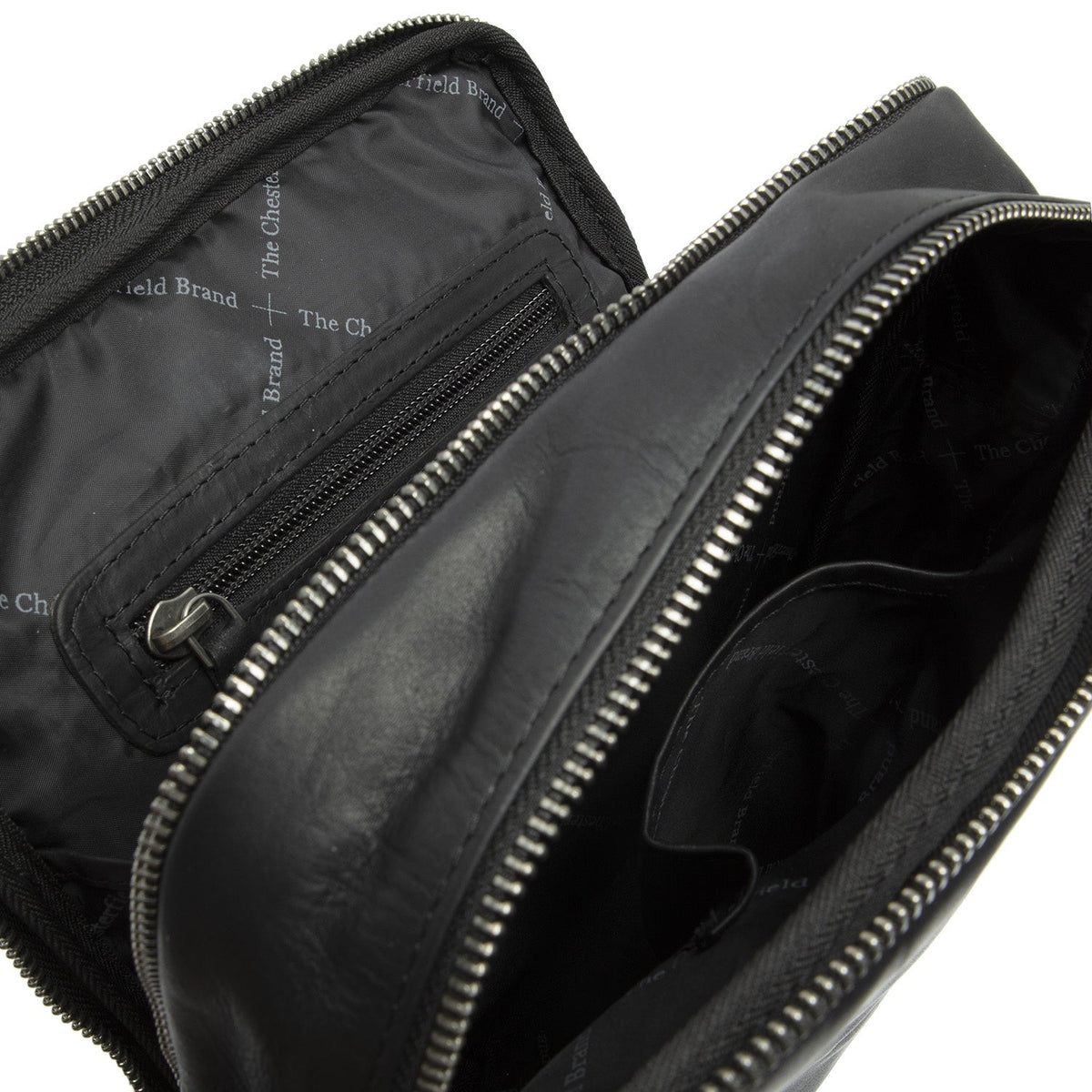 Alva Full-Grain Leather Crossbody Bag para Homem - Structured Side Profile Showing Gusset Depth &amp; Expansion Capacity