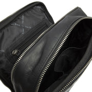 Alva Full-Grain Leather Crossbody Bag para Homem - Structured Side Profile Showing Gusset Depth &amp; Expansion Capacity