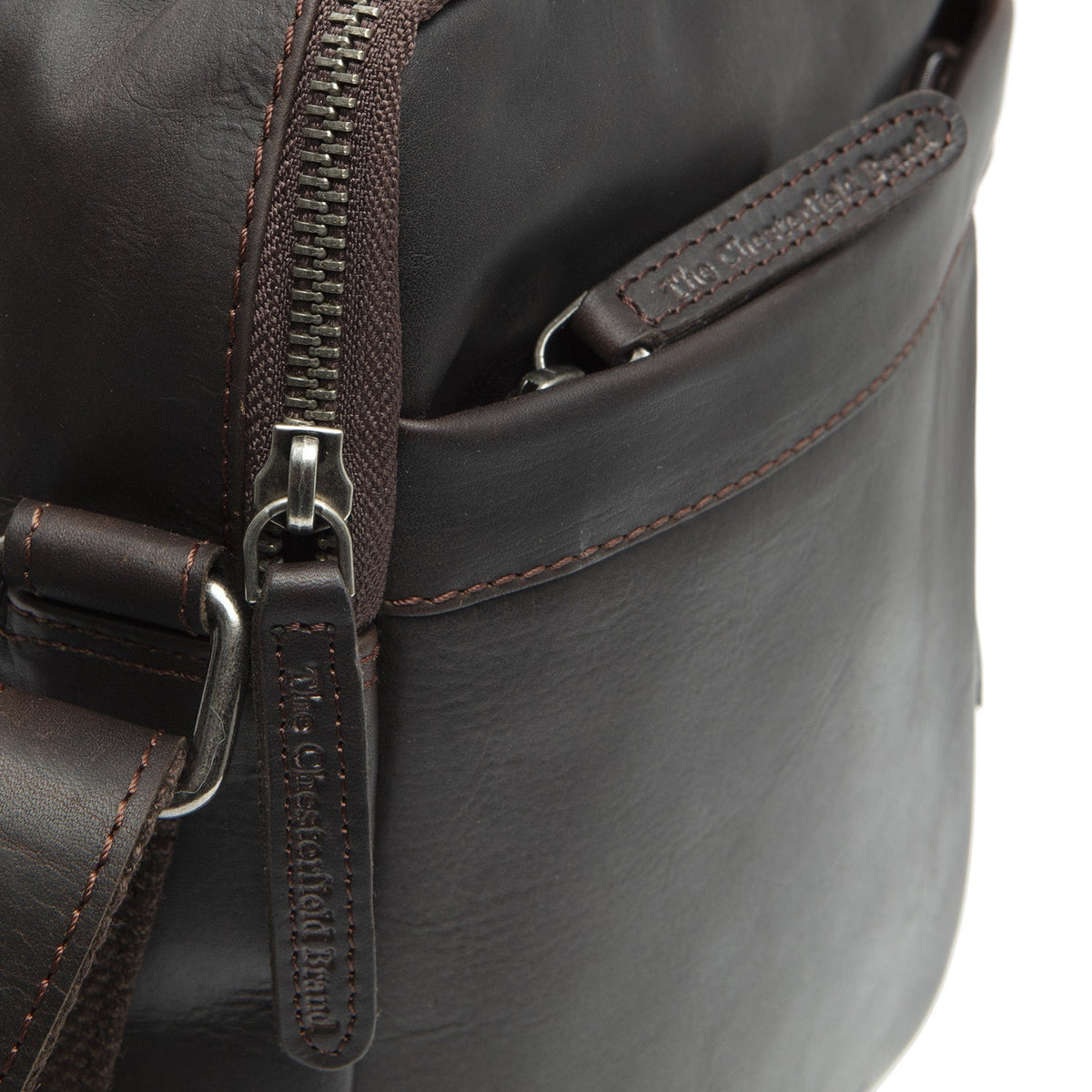 Brown Leather Crossbody Bag Alva, detail view 1