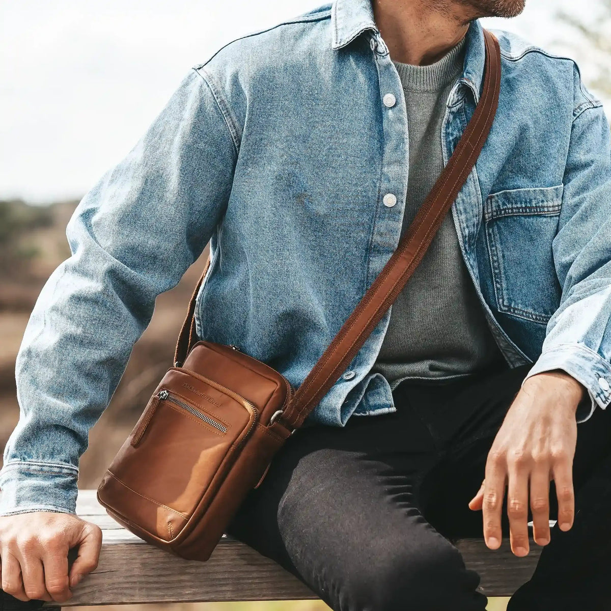 Birmingham Full-Grain Leather Crossbody Bag para Homem – alternate product view 3