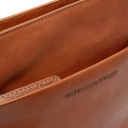 Navene Full-Grain Leather Crossbody Bag para Mulher – alternate product view 2
