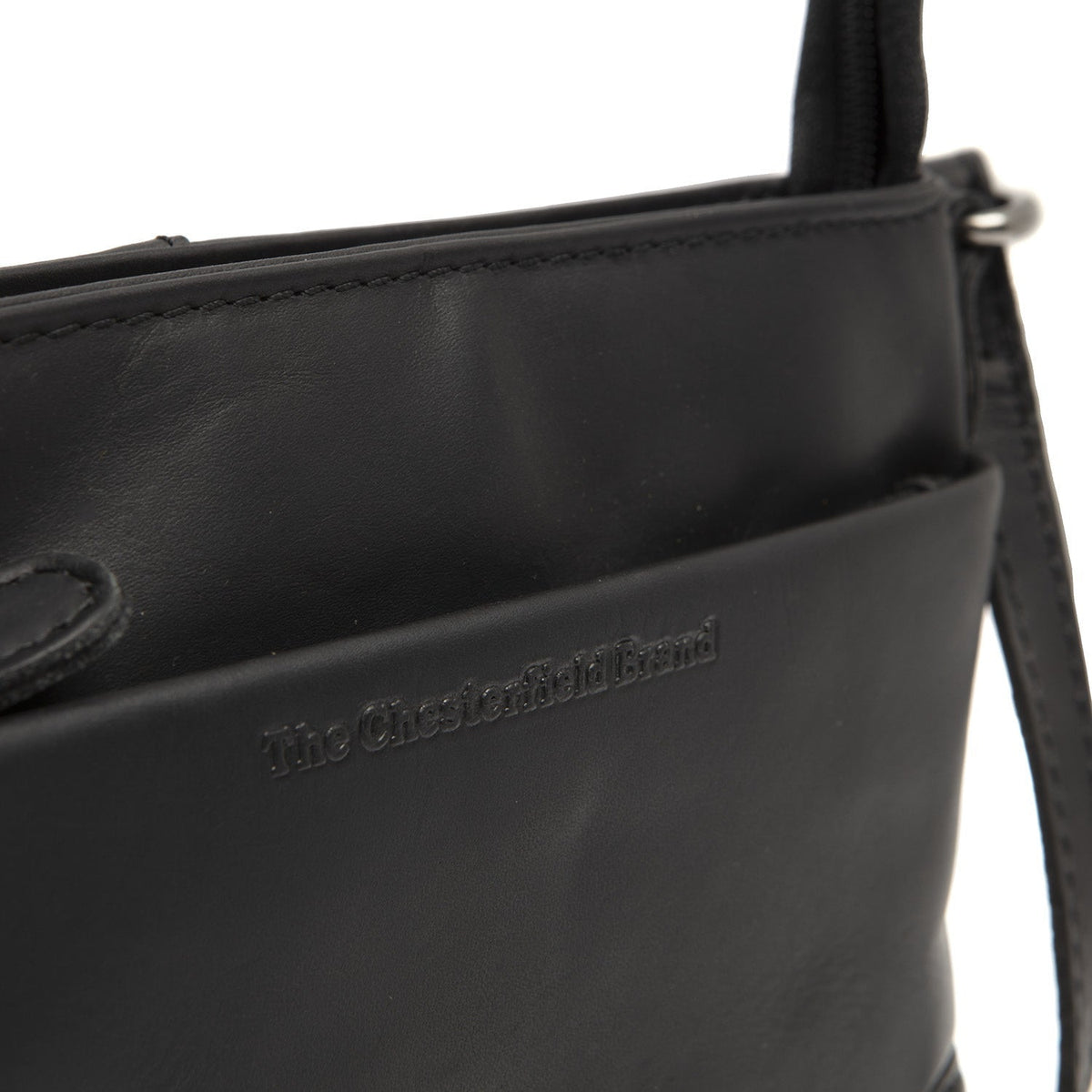 Solid Antique Brass Hardware &amp; Heavy-Duty Dual Zipper Detail on Salerno Full-Grain Leather Crossbody Bag para Mulher