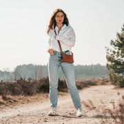 Salerno Full-Grain Leather Crossbody Bag para Mulher – alternate product view 3