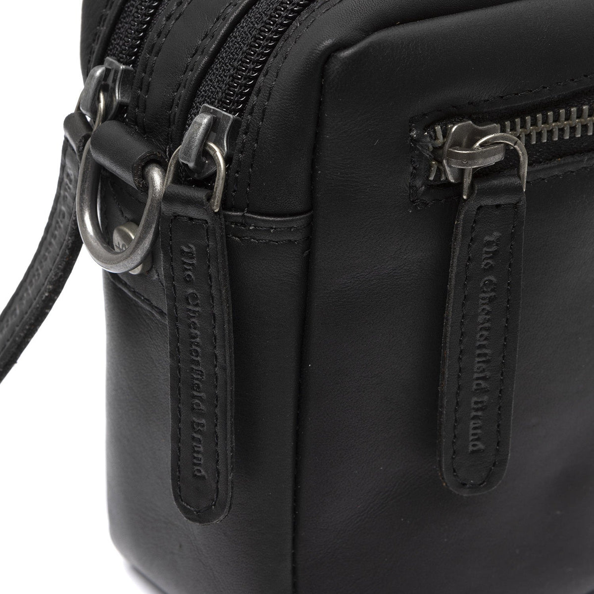 Samui Full-Grain Leather Crossbody Bag para Mulher - Structured Side Profile Showing Gusset Depth &amp; Expansion Capacity