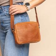 
Westmere Mala a tiracolo em couro – alternate product view 2