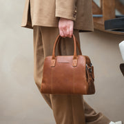 Ezra Full-Grain Leather Handbag para Mulher – alternate product view 3