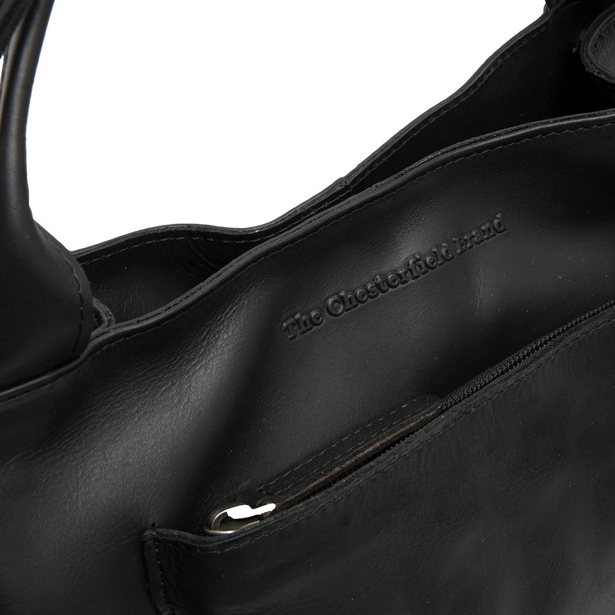 Tenara Full-Grain Leather Handbag para Mulher - Lateral Side Profile View Showing Sleeve Cut &amp; Athletic Taper Fit