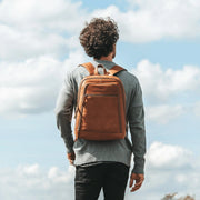 Detroit Full-Grain Leather Laptop Backpack para Mulher – alternate product view 3