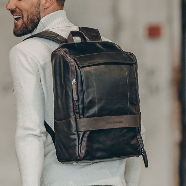 Rich Full-Grain Leather Laptop Backpack para Homem – alternate product view 2
