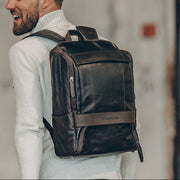 Rich Full-Grain Leather Laptop Backpack para Homem – alternate product view 2