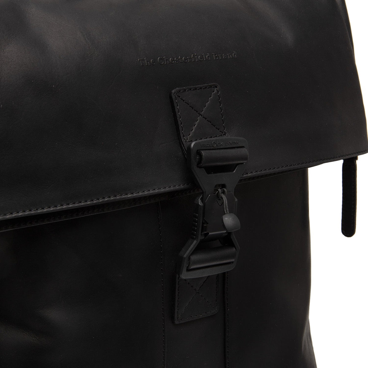 Solid Antique Brass Hardware &amp; Heavy-Duty Dual Zipper Detail on Savona Full-Grain Leather Laptop Backpack para Mulher
