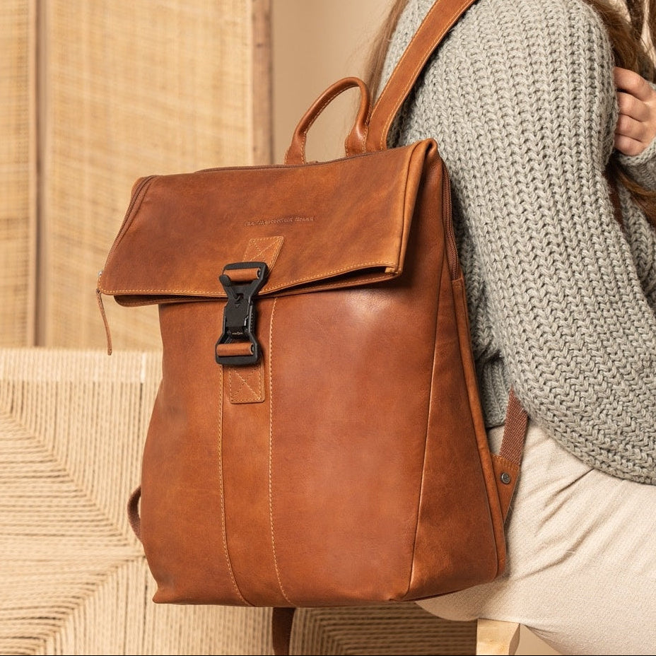Savona Full-Grain Leather Laptop Backpack para Mulher – alternate product view 2