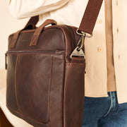 Calvi Full-Grain Leather Laptop Bag para Mulher – alternate product view 3
