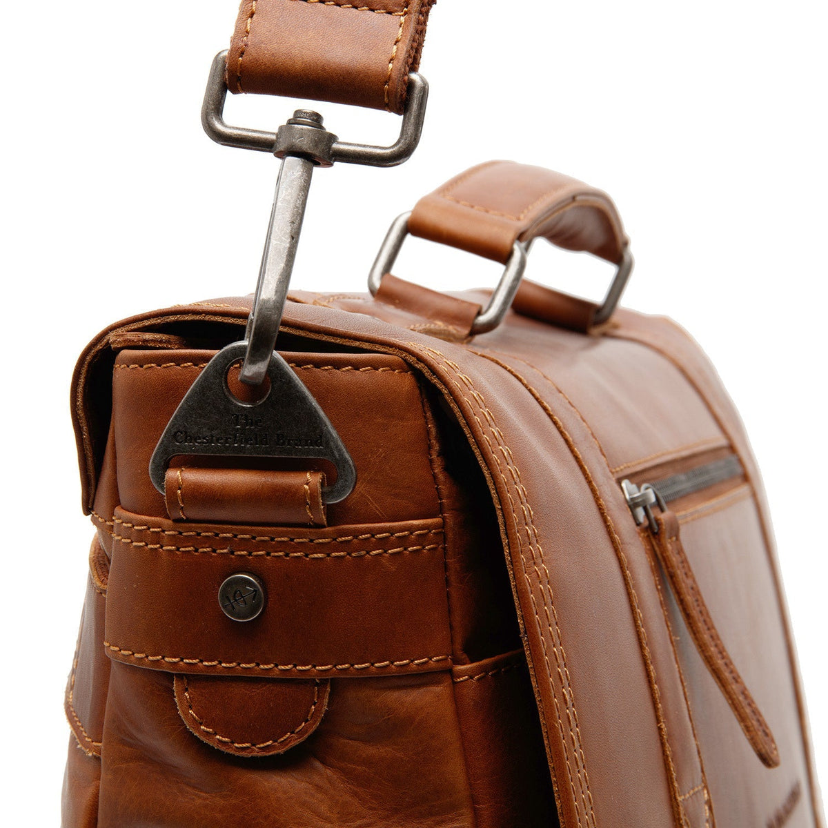 Vista interior Showing Dedicated Padded Laptop Sleeve & Multi-Compartment Organization
