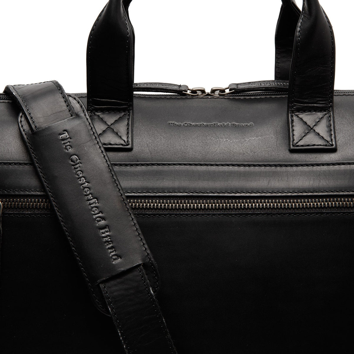 Solid Antique Brass Hardware &amp; Heavy-Duty Dual Zipper Detail on Levanto Full-Grain Leather Laptop Bag para Mulher
